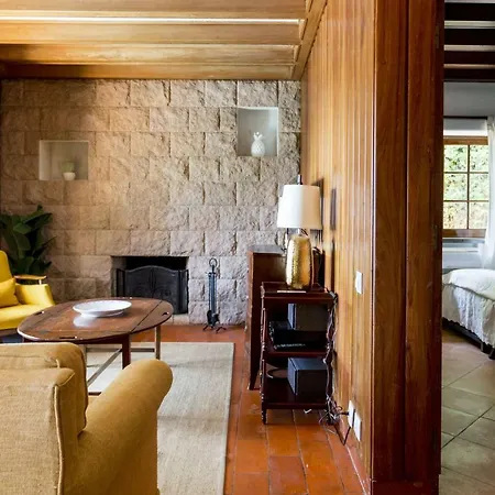 Villa Entre Rochas Pool House By The Getaway Collection Cascais